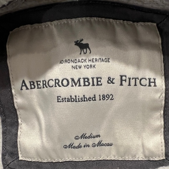 ABERCROMBIE & FITCH Women’s Light Gray Logo Pullover Hoodie Size M - Picture 3 of 4